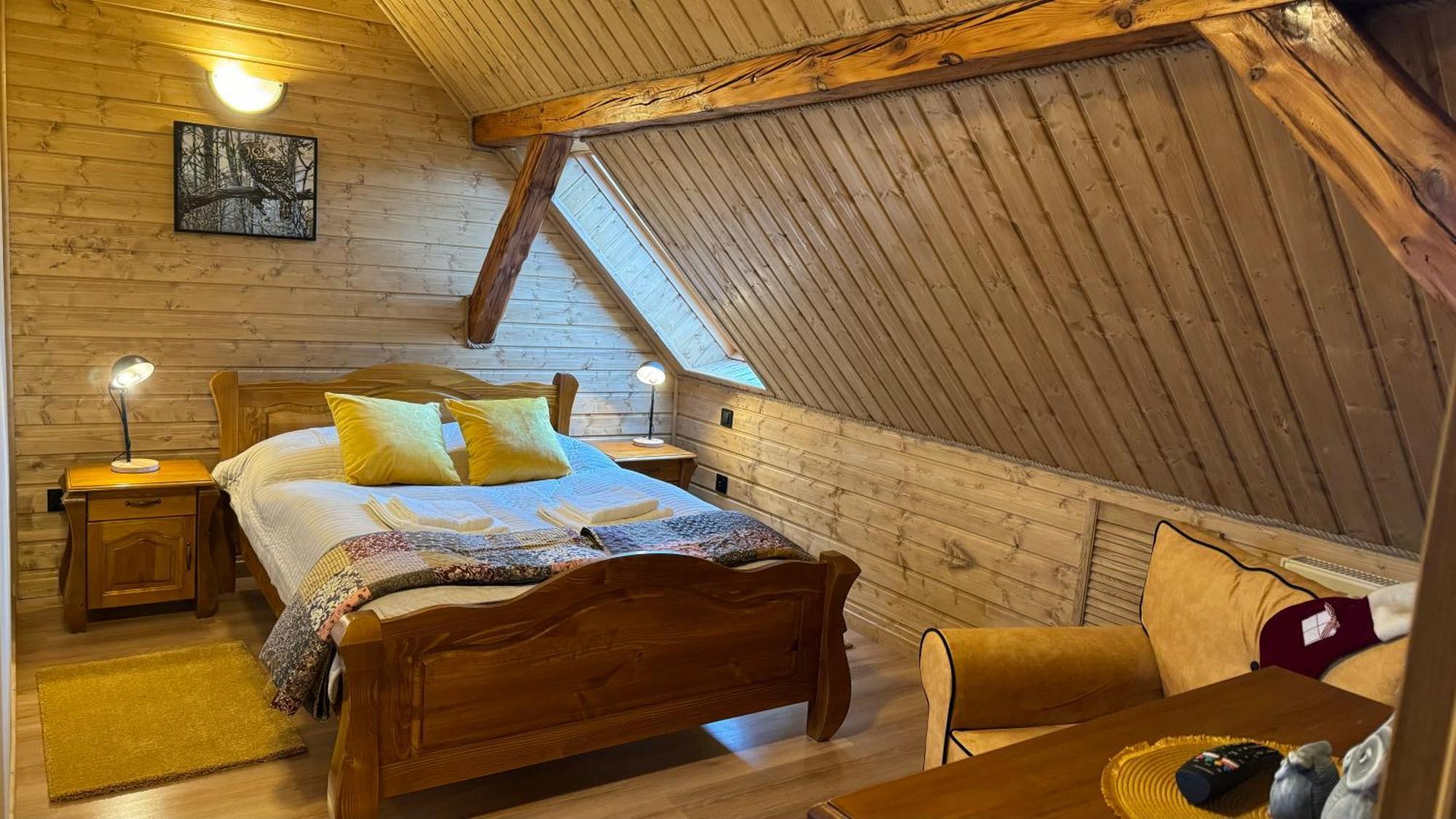 Kamien I Sowa Aparthotel Lipinki Łużyckie Buitenkant foto